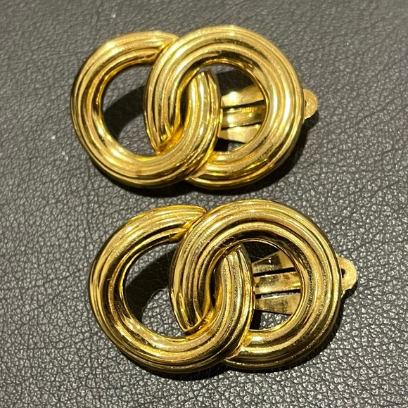 Vintage Givenchy Double Hoop Infinity Clip on Earrings Runway collection - Picture 3 of 7